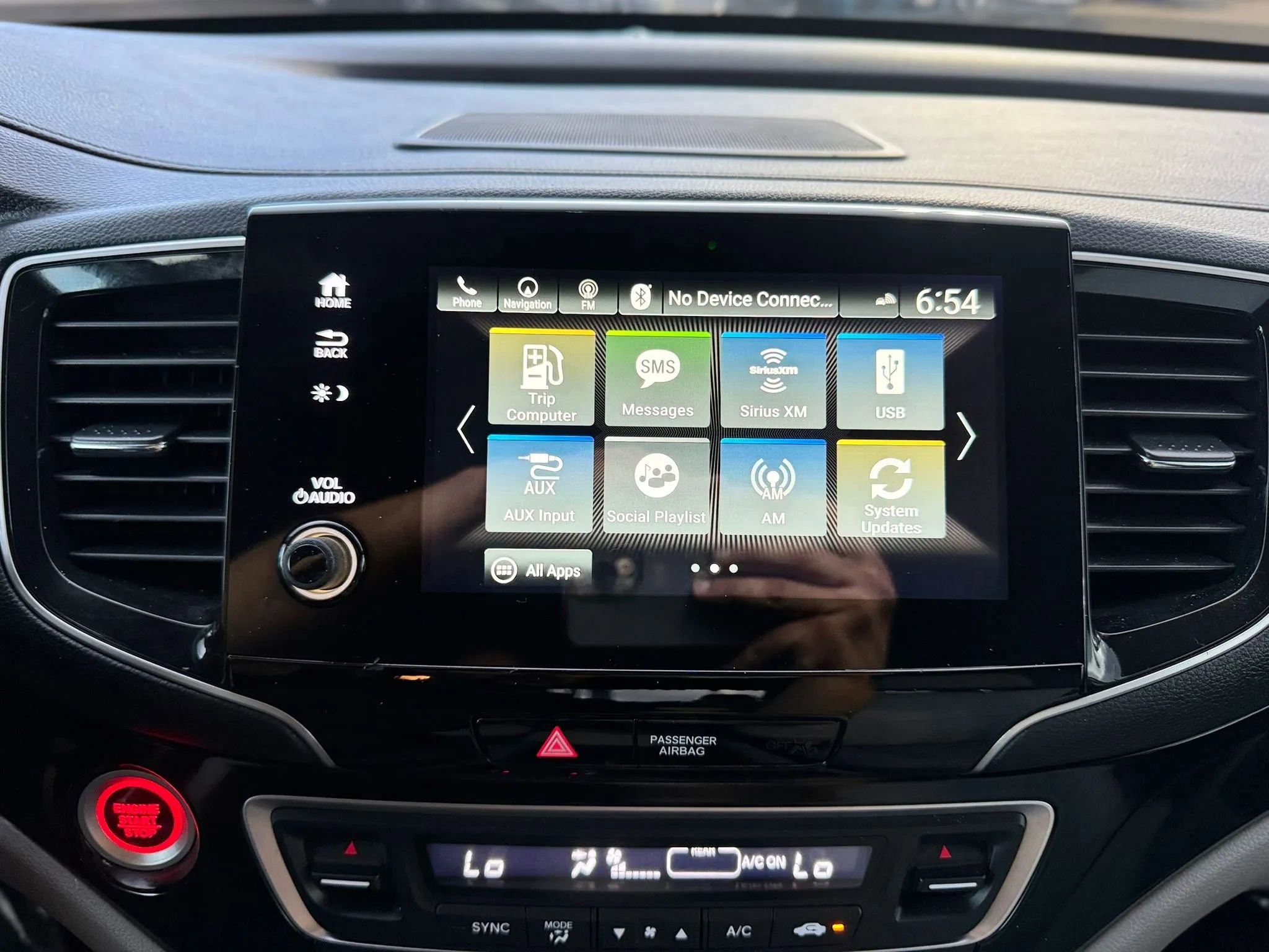 Used 2020 Honda Pilot Elite image 39