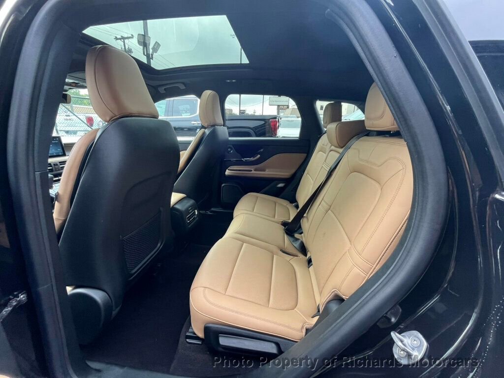 Used 2021 Lincoln Corsair Reserve w/ Equipment Group 201A image 15