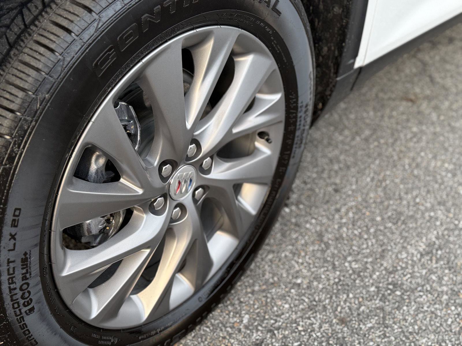 Certified 2025 Buick Enclave Preferred w/ Power Package image 11