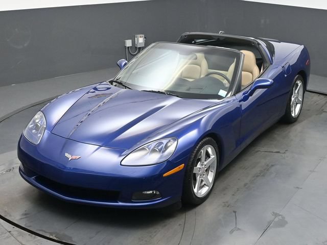 Used 2005 Chevrolet Corvette Coupe w/ Preferred Equipment Group RWD image 45