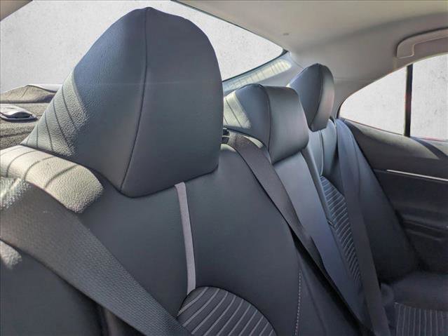 Used 2019 Toyota Camry SE FWD image 14