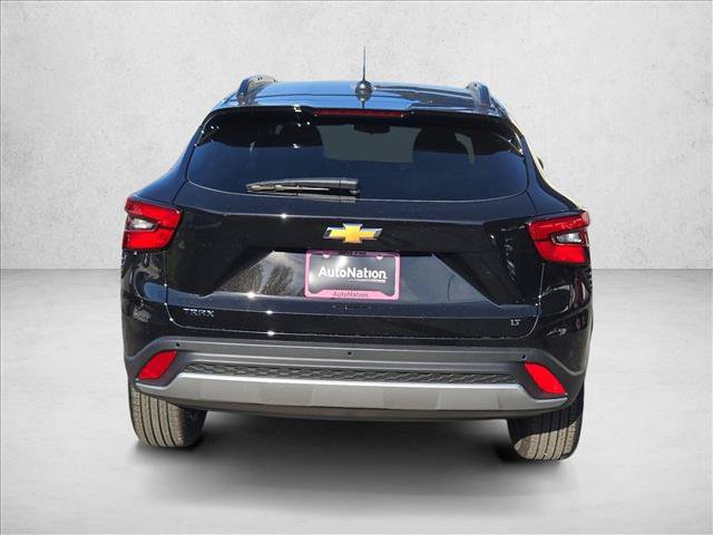 New 2026 Chevrolet Trax LT w/ Driver Confidence Package FWD image 8