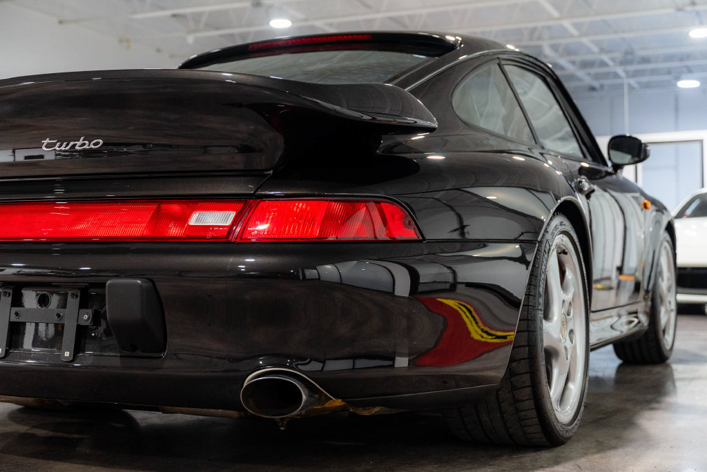 Used 1997 Porsche 911 Turbo AWD/4WD image 38