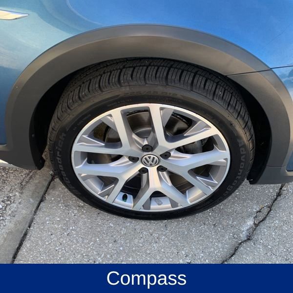 Used 2018 Volkswagen Golf Alltrack SE image 14