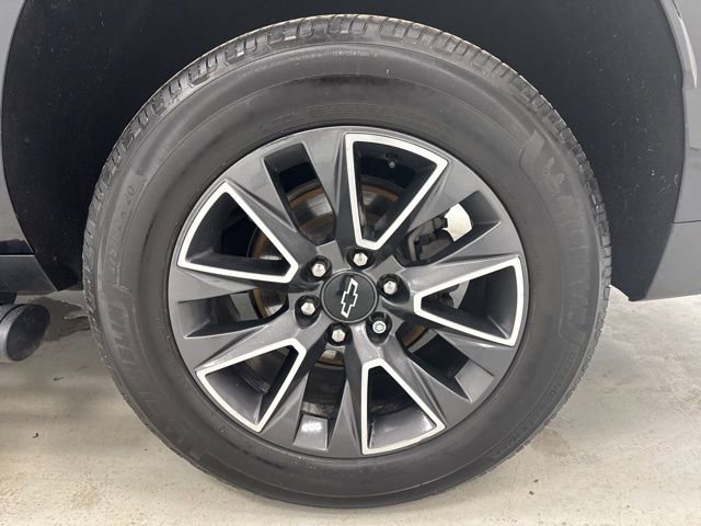 Used 2021 Chevrolet Suburban Z71 w/ Rear Media and Nav Package image 41