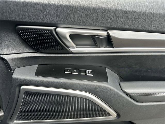 Used 2025 Kia Telluride S image 31
