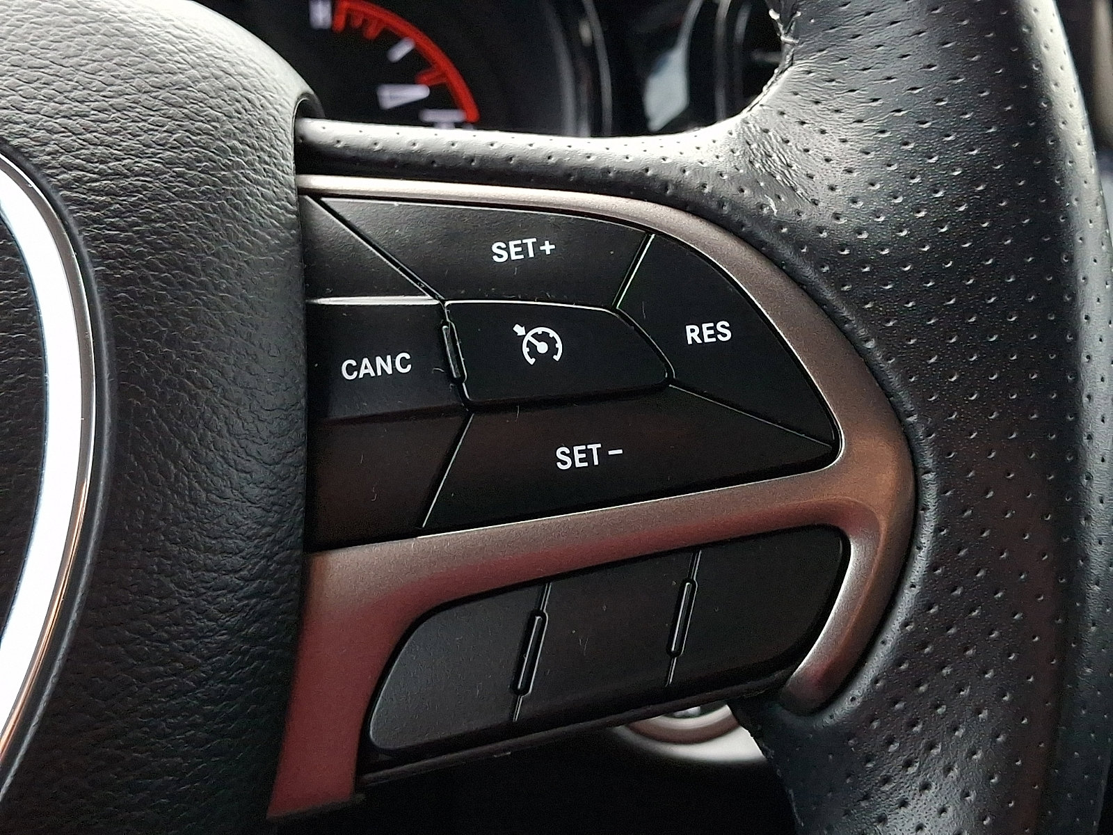 Used 2021 Dodge Durango SXT AWD/4WD image 25