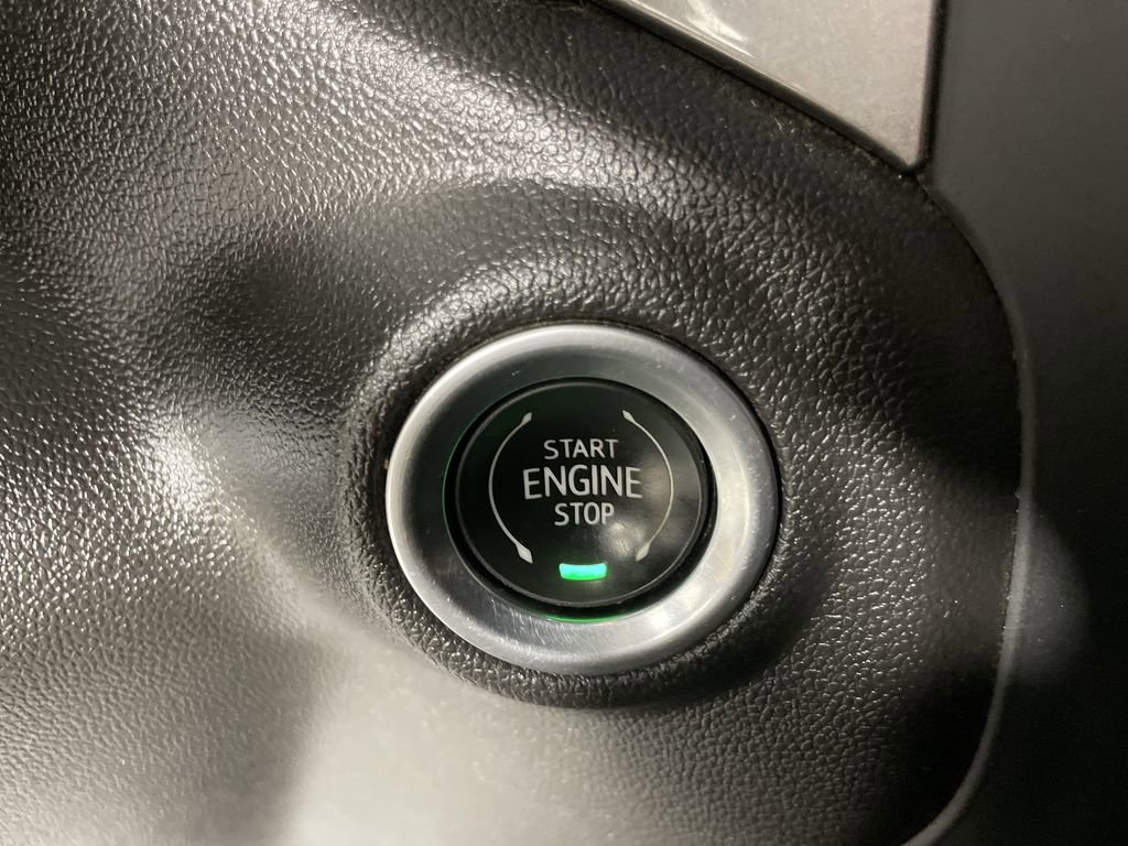 Used 2024 GMC Sierra 2500 Pro w/ Convenience Package image 16