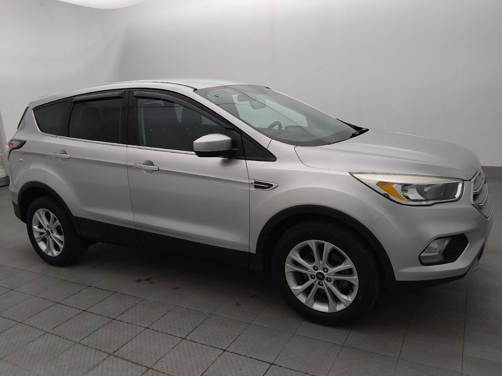 Used 2017 Ford Escape SE image 11