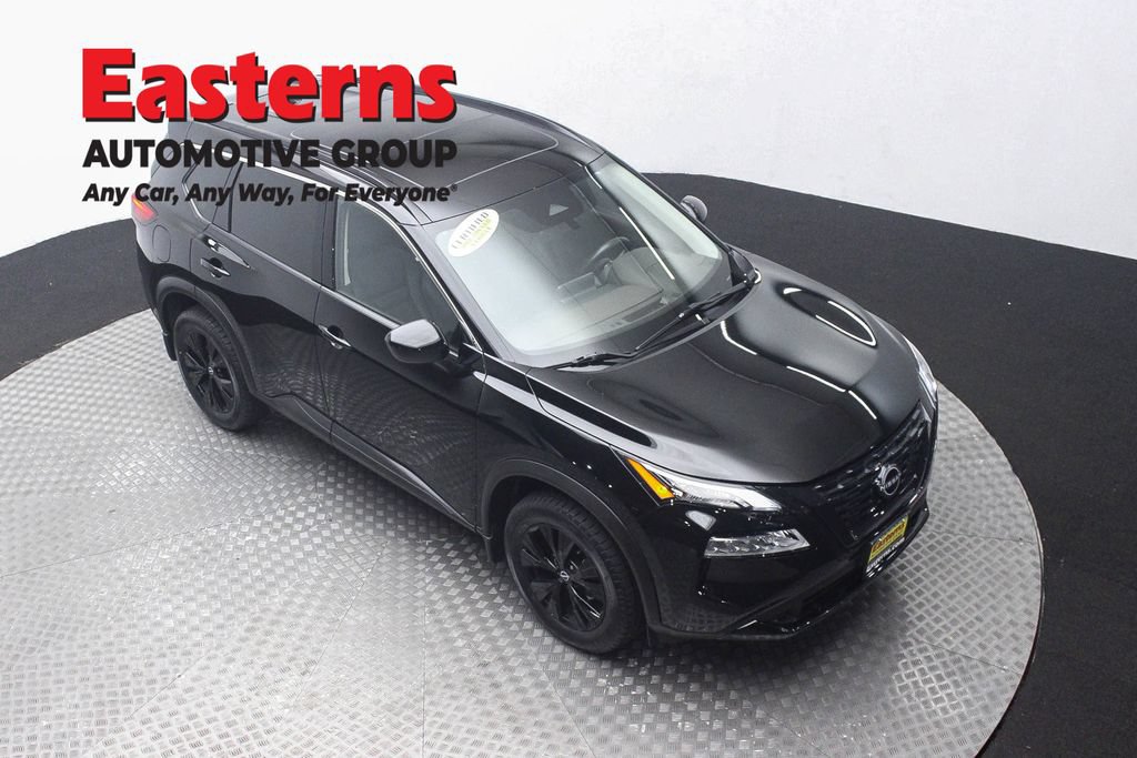 Used 2023 Nissan Rogue SV w/ SV Premium B Package AWD/4WD image 3
