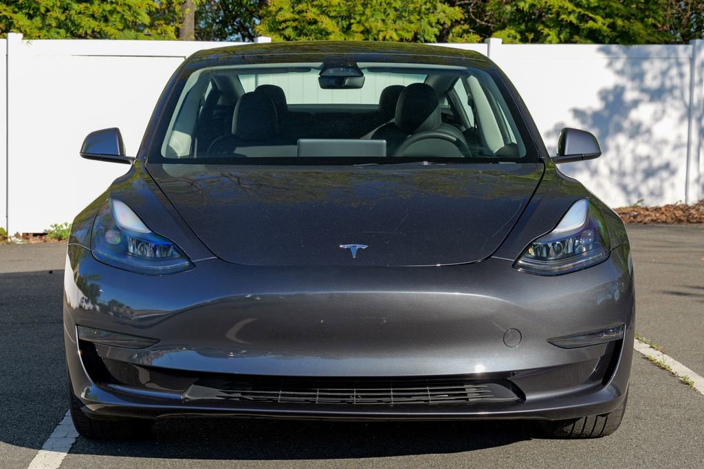Used 2023 Tesla Model 3 Standard Range RWD image 2