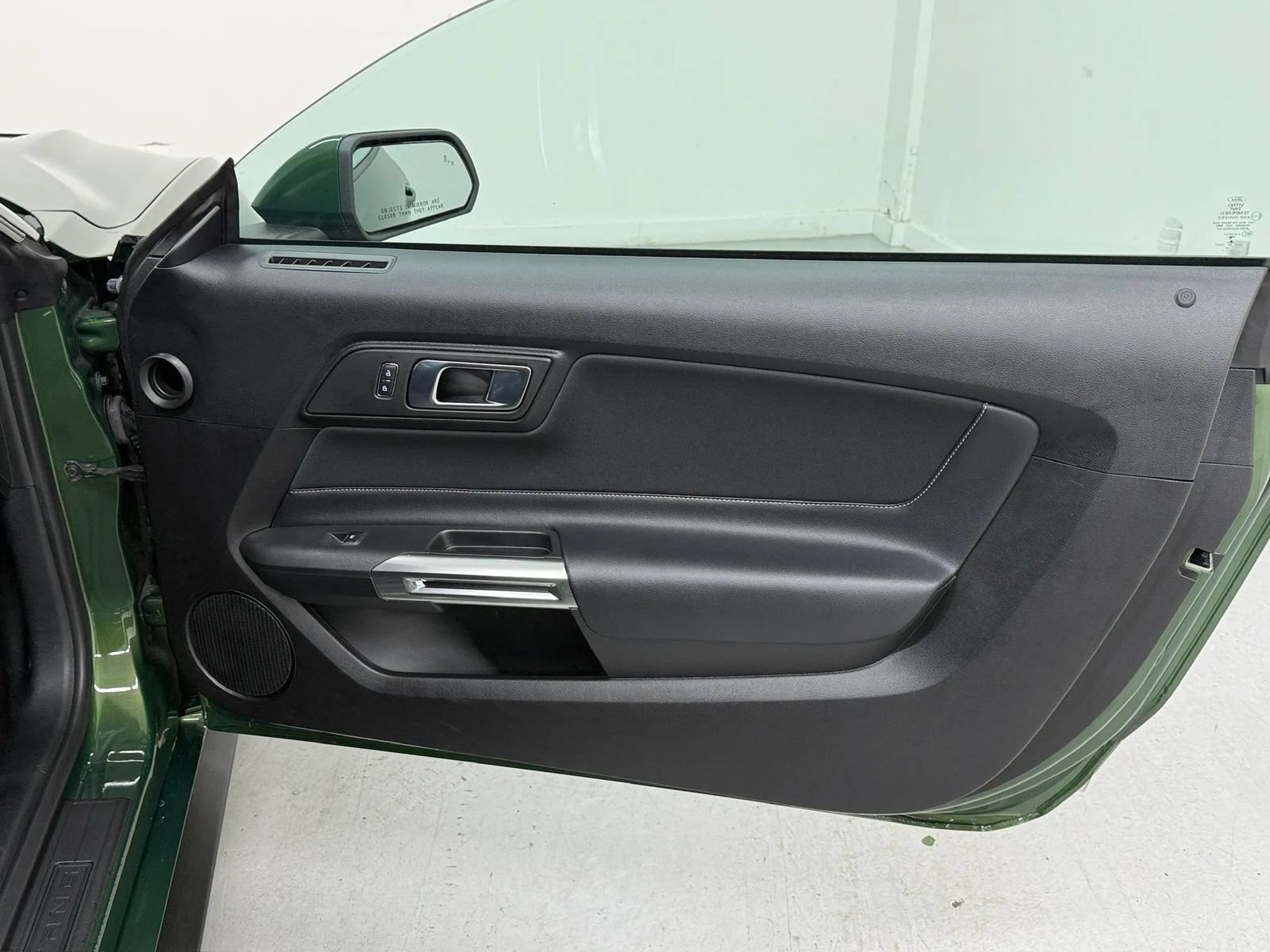 Used 2022 Ford Mustang GT RWD image 17