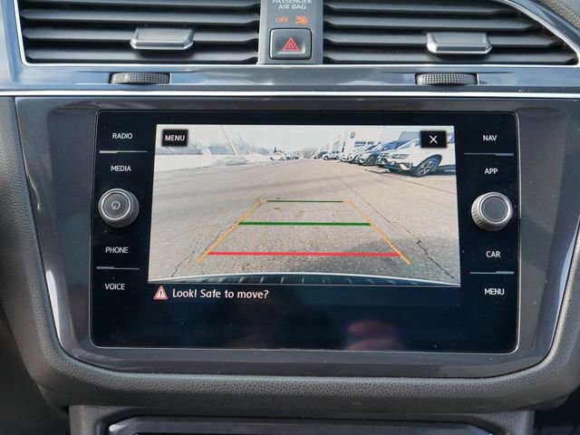 Used 2020 Volkswagen Tiguan SEL Premium R-Line w/ 3rd Row Seat Package image 34