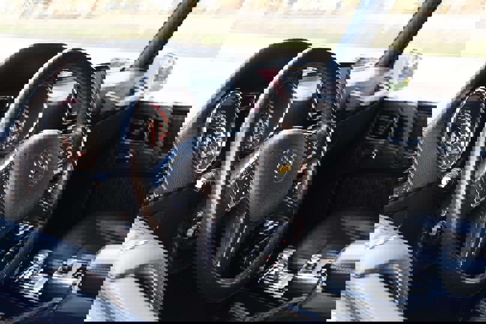 Used 2014 Mercedes-Benz G 63 AMG 4MATIC image 21