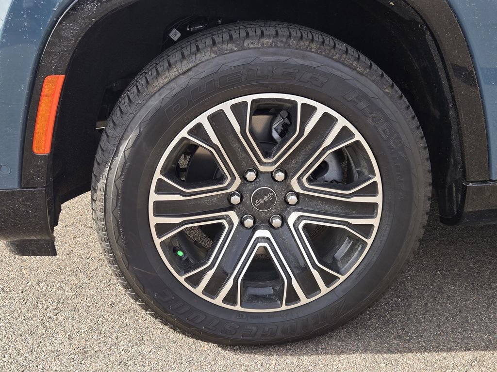 New 2026 Jeep Grand Wagoneer L 4WD image 6