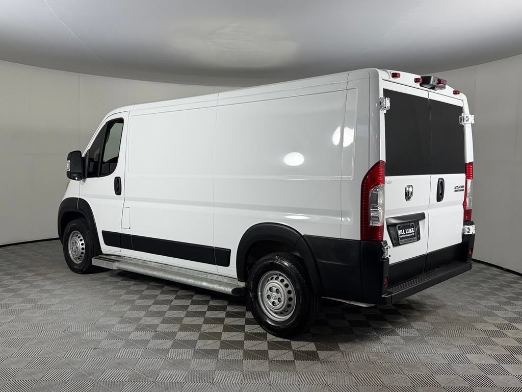 Used 2025 RAM ProMaster 2500 w/ U-Haul Equipment Group FWD image 10