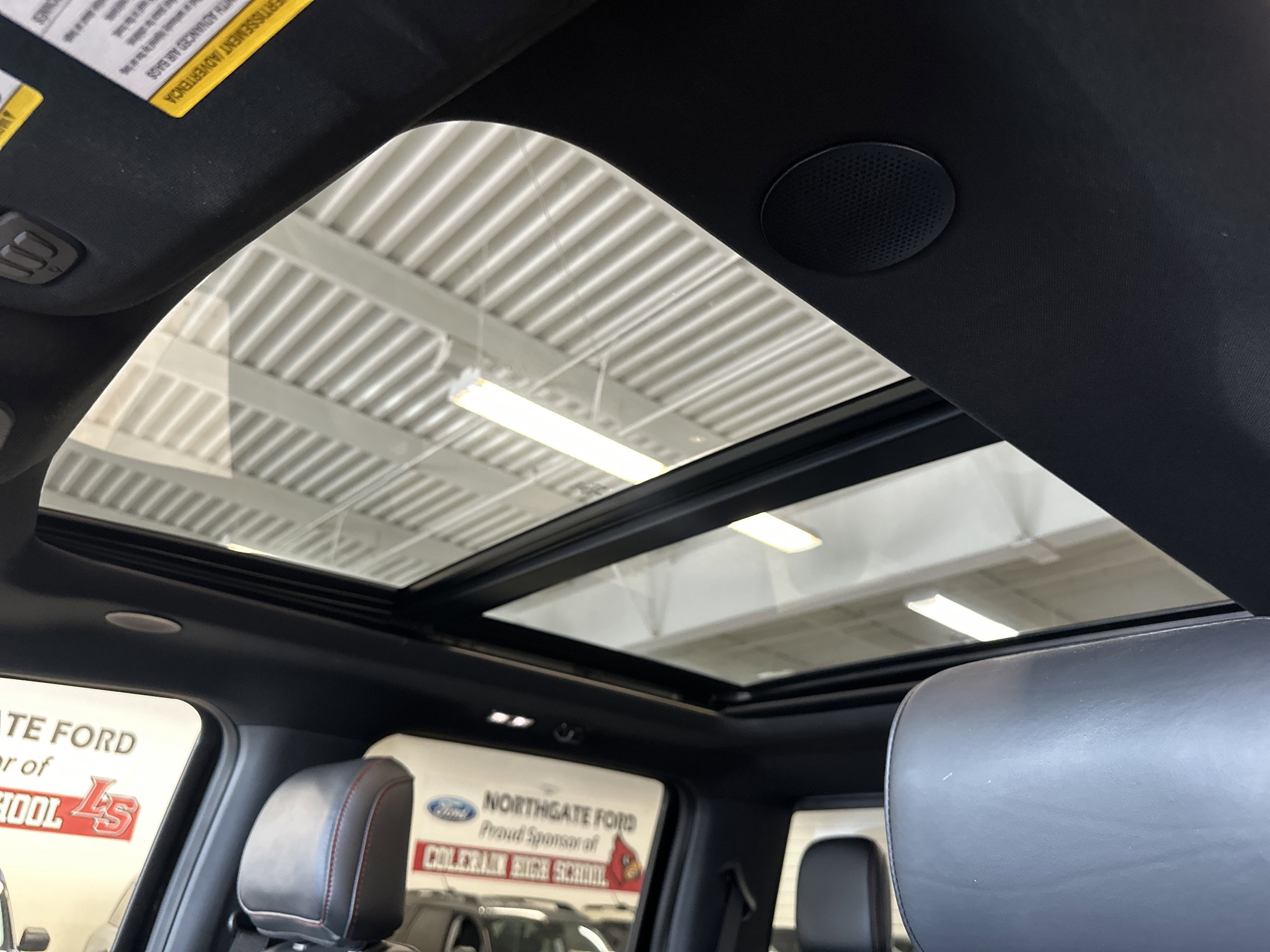 Used 2025 Ford F150 Raptor image 4