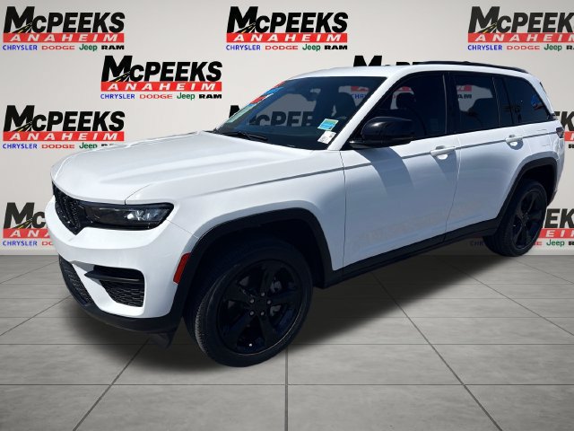 Used 2023 Jeep Grand Cherokee Altitude RWD 360° Tour