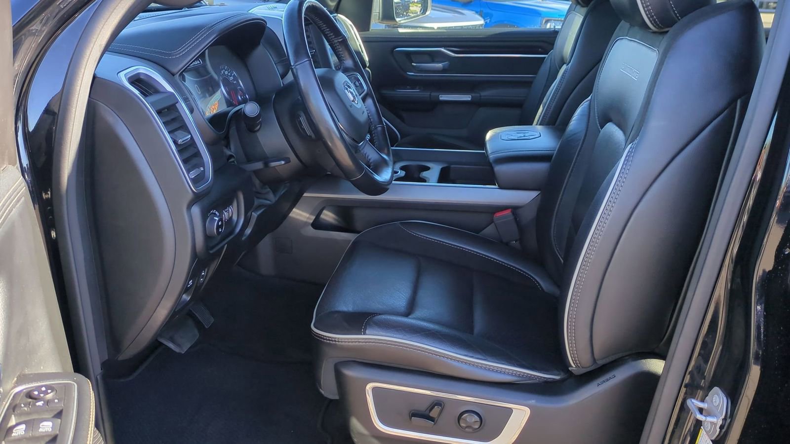 Used 2020 RAM 1500 Laramie w/ Sport Appearance Package image 18
