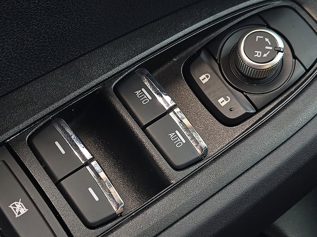 Certified 2025 Subaru Crosstrek 2.5i Limited image 18