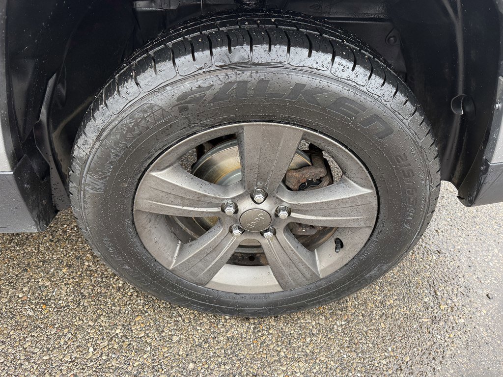 Used 2016 Jeep Patriot 75th Anniversary w/ Power Value Group image 8