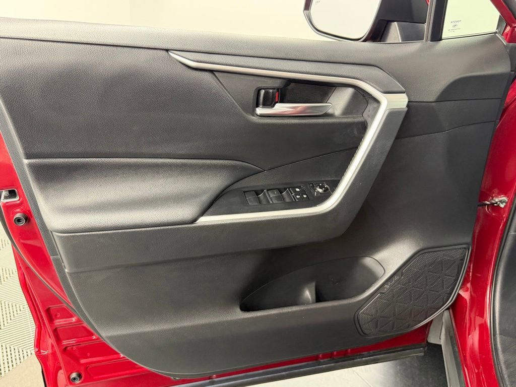 Certified 2021 Toyota RAV4 XLE w/ XLE Grade Weather Package FWD image 19