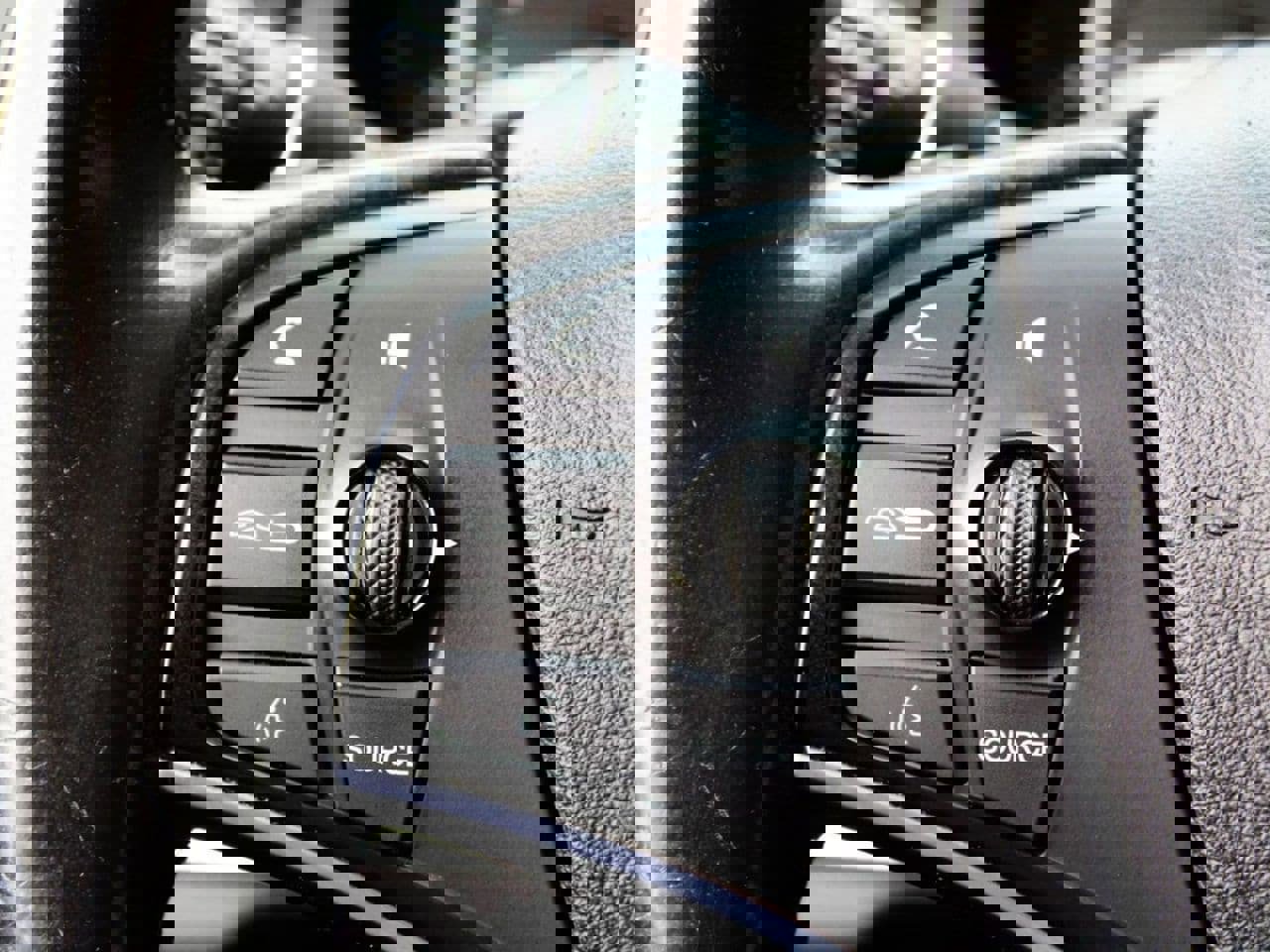 Used 2017 Acura MDX FWD w/ Technology Package image 23