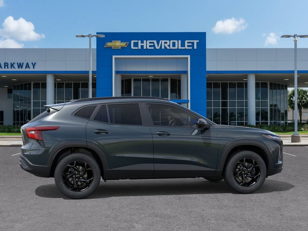 New 2026 Chevrolet Trax LT w/ Driver Confidence Package FWD image 5