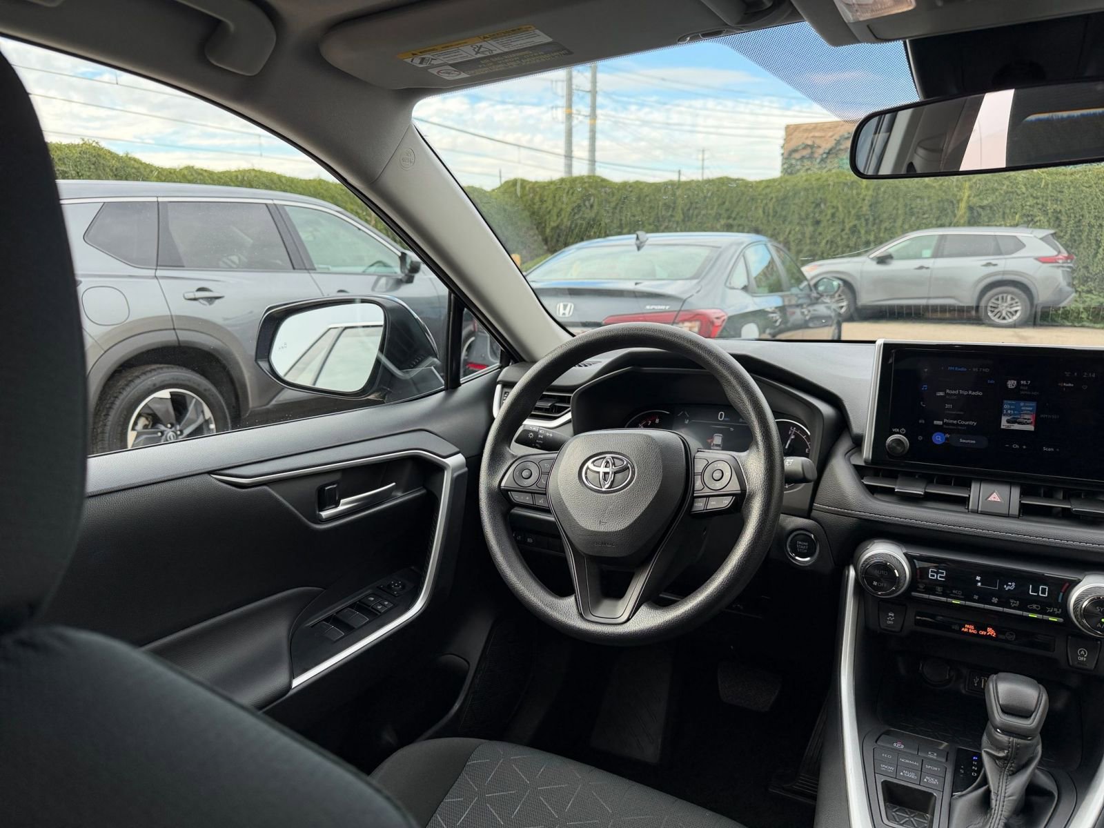 Used 2025 Toyota RAV4 XLE w/ Convenience Package image 35