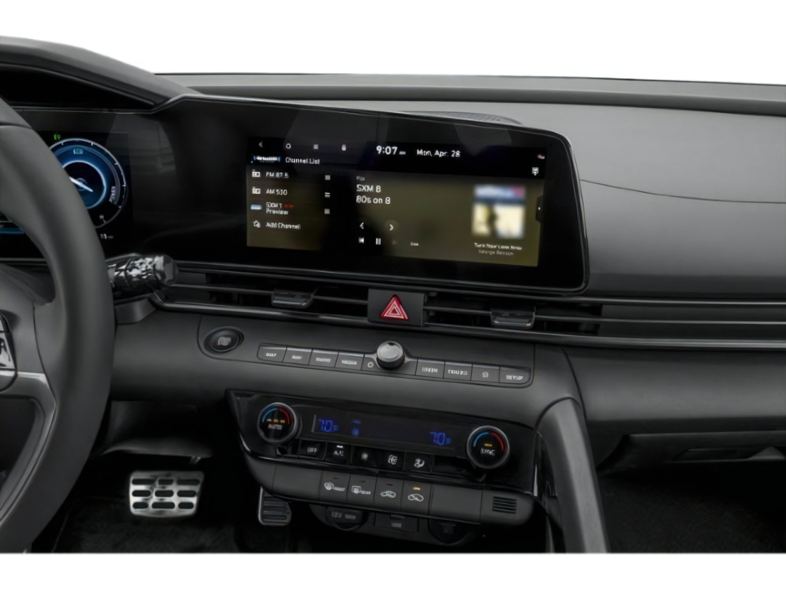 New 2026 Hyundai Elantra SEL FWD image 9