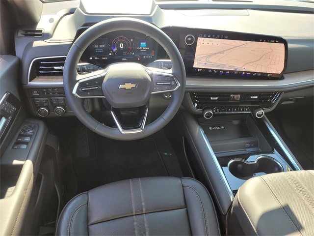 New 2025 Chevrolet Suburban High Country image 9