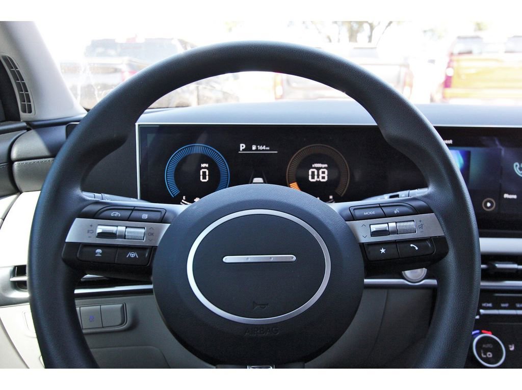 Used 2025 Hyundai Tucson SEL FWD image 14