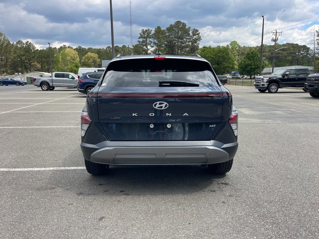 Used 2024 Hyundai Kona Limited FWD image 6