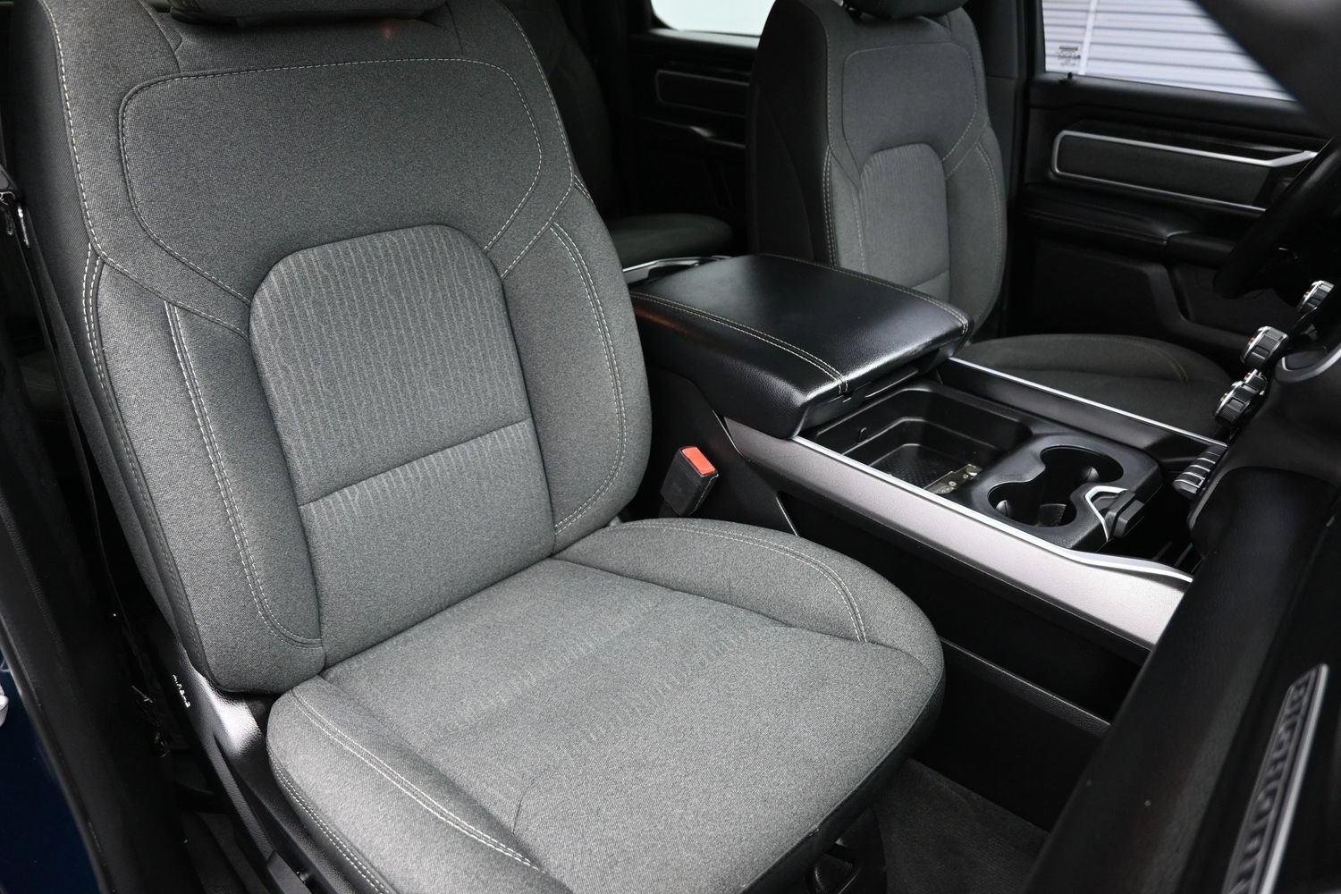 Used 2020 RAM 1500 Big Horn RWD image 42