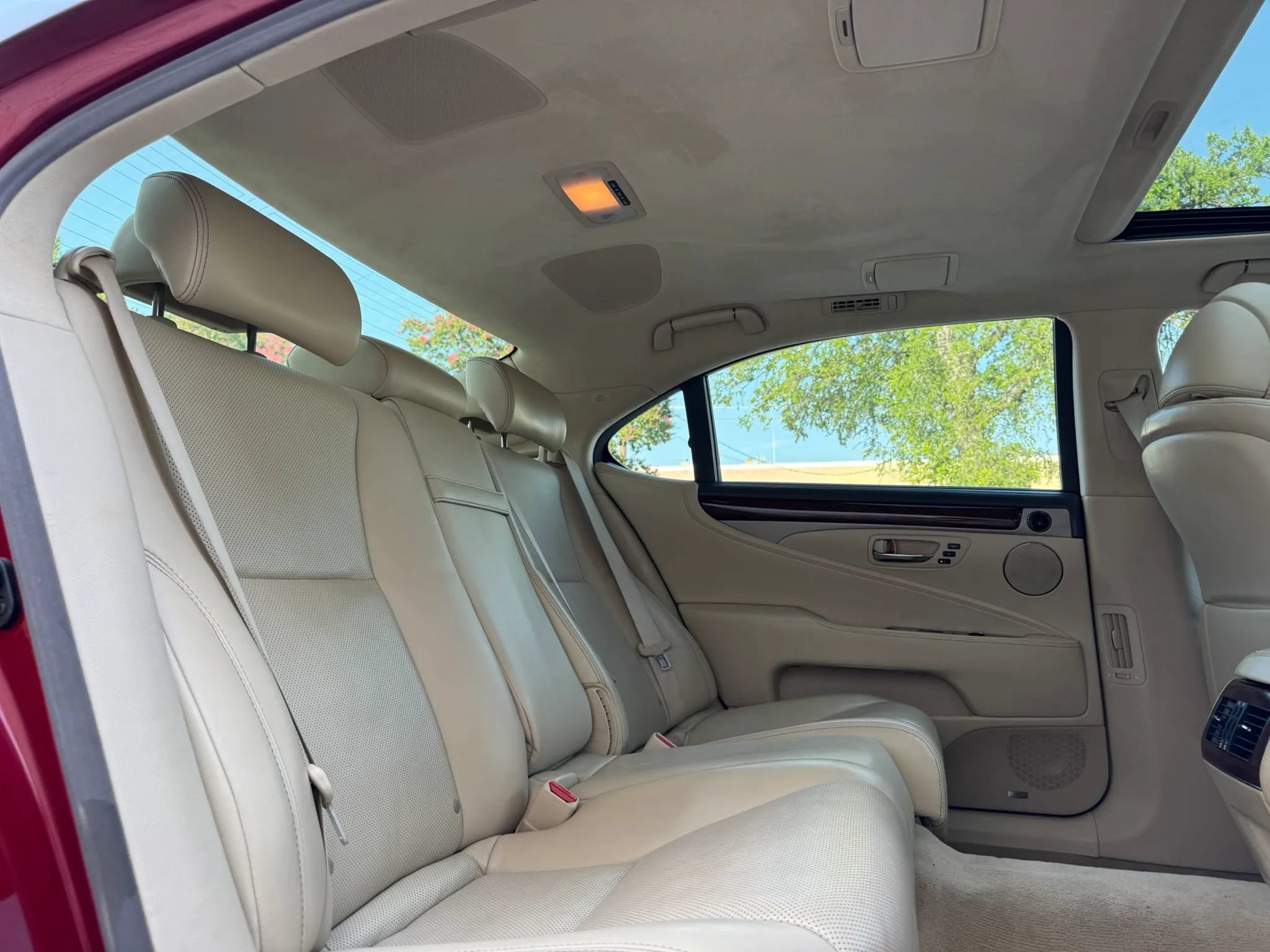 Used 2013 Lexus LS 460 L w/ Ultra Luxury Pkg AWD/4WD image 30