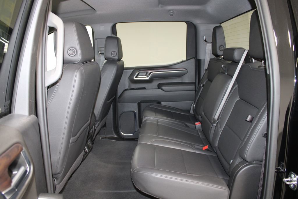 Used 2024 GMC Sierra 1500 SLT AWD/4WD image 27