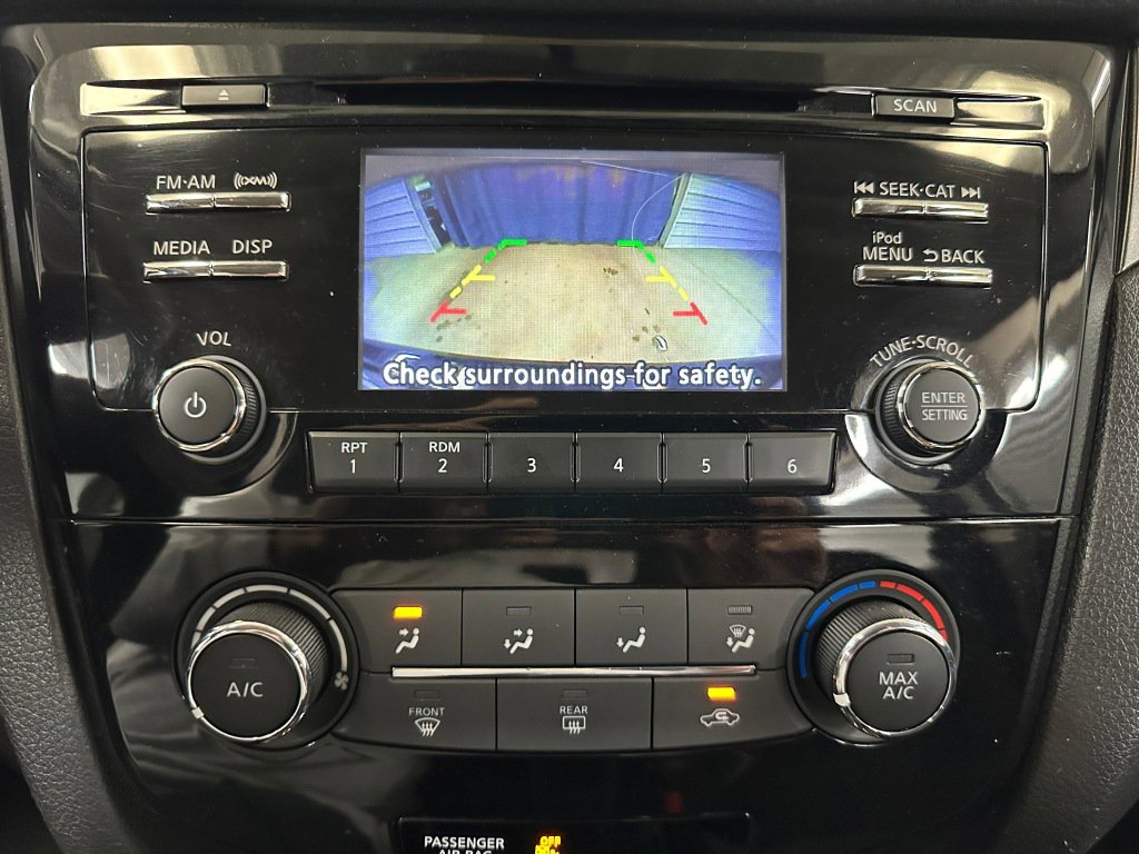 Used 2018 Nissan Rogue Sport S w/ S Appearance Package AWD/4WD image 11
