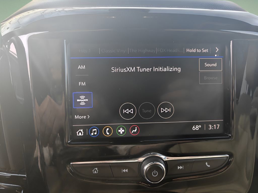 Used 2023 Chevrolet Traverse LT w/ LPO, Floor Liner Package image 30