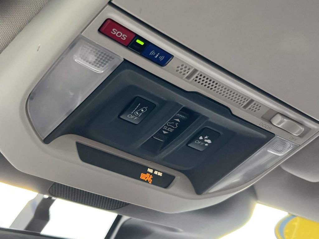 Used 2022 Subaru Forester Touring image 11