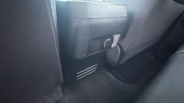 Used 2024 Toyota Tacoma SR5 image 27