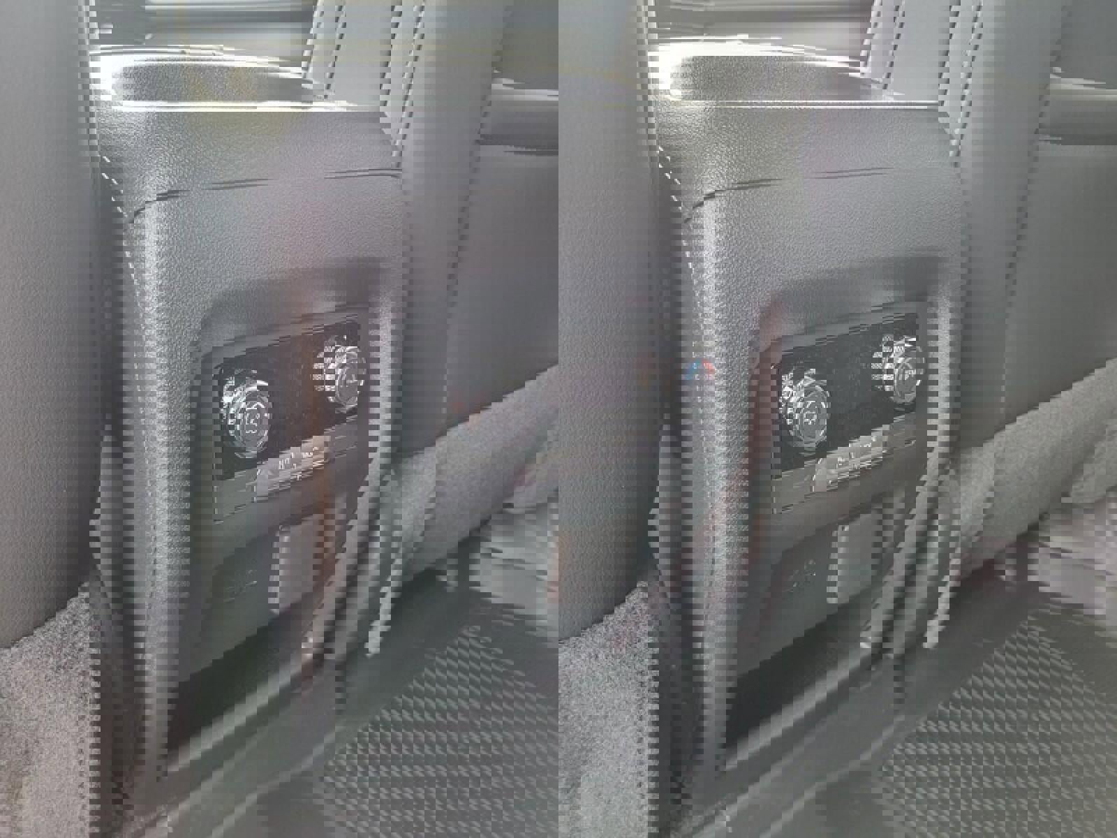 New 2026 Buick Enclave Sport Touring w/ Power Package image 31