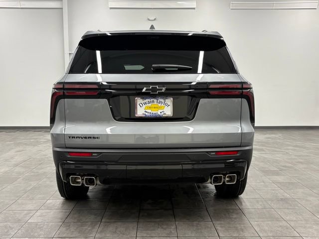 New 2026 Chevrolet Traverse LT w/ Midnight/Sport Edition FWD image 3