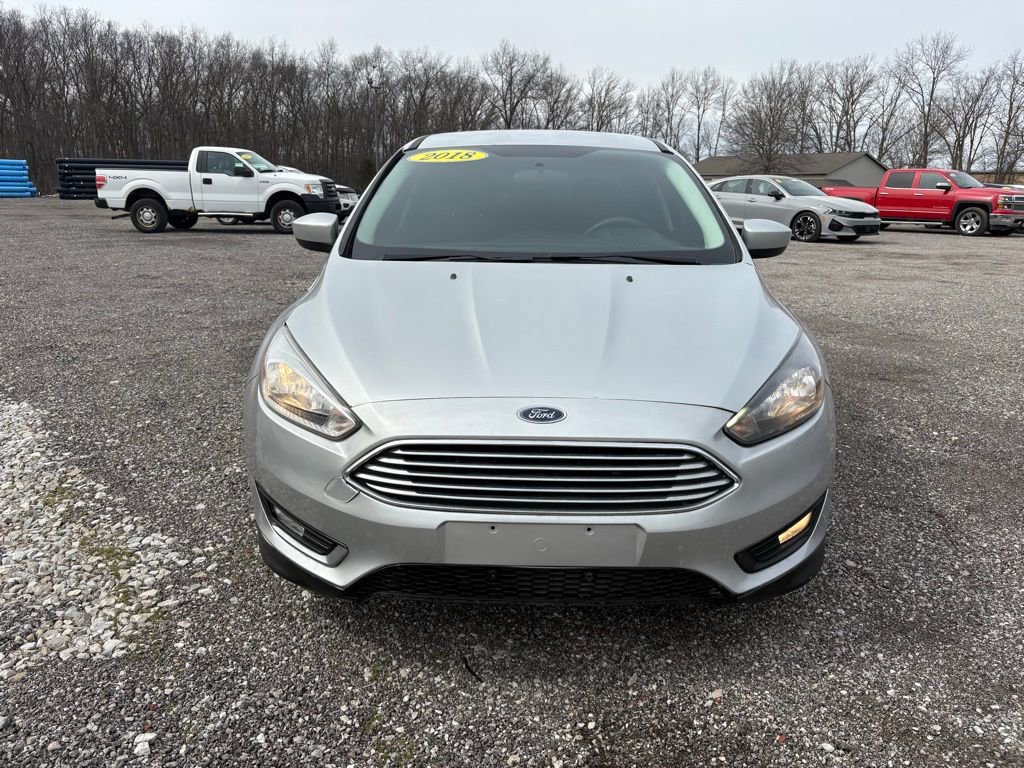 Used 2018 Ford Focus SE w/ SE Appearance Package image 25