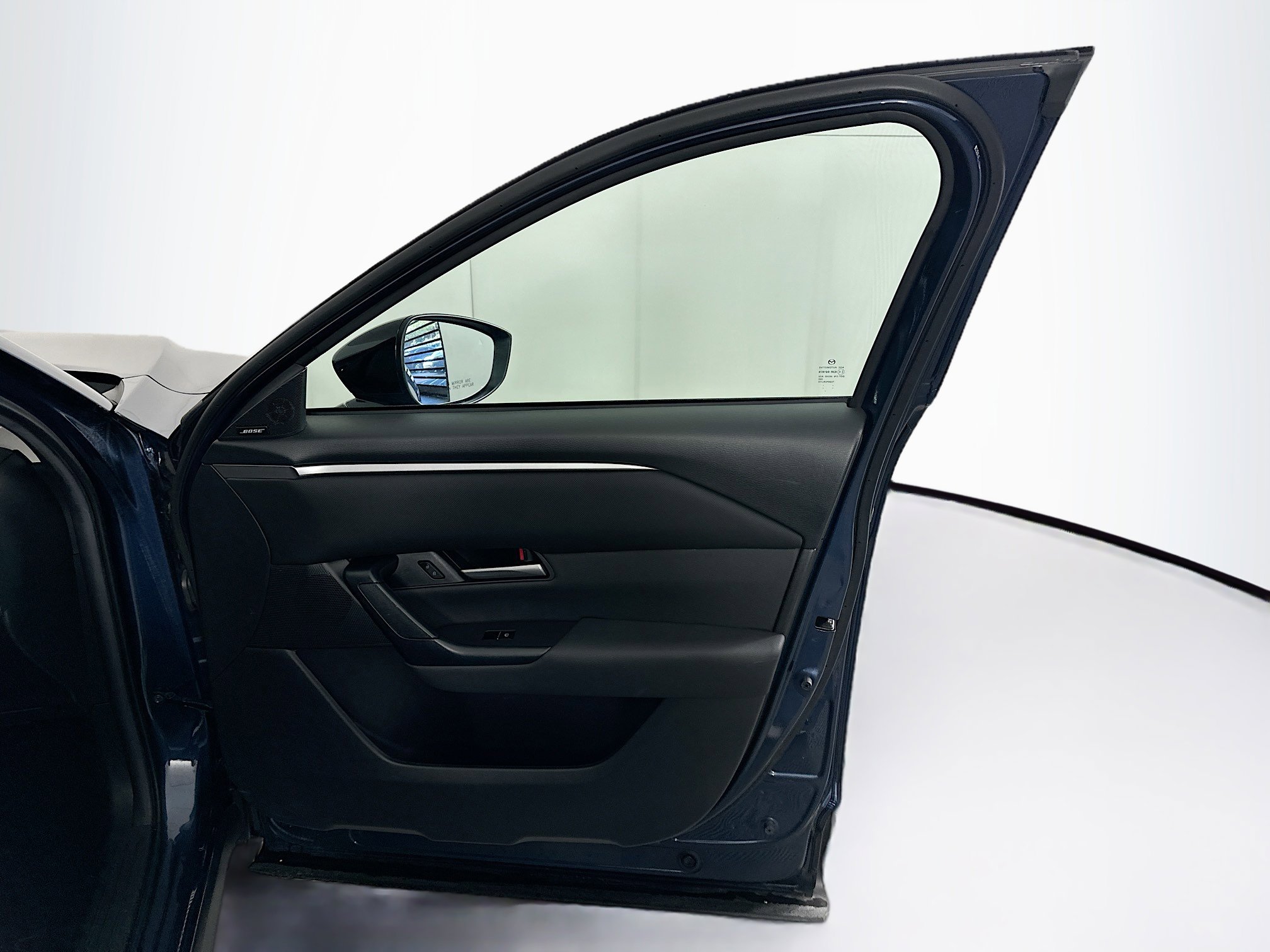 Used 2025 MAZDA CX-50 AWD 2.5 S w/ Premium Package image 31