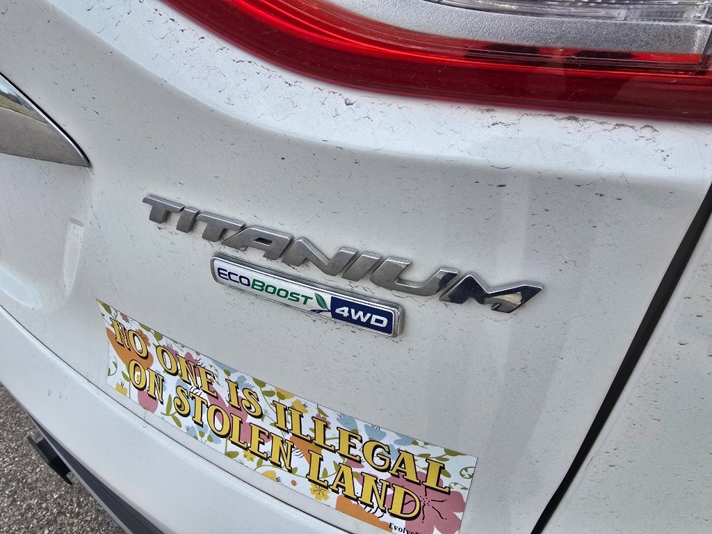 Used 2015 Ford Escape Titanium image 10