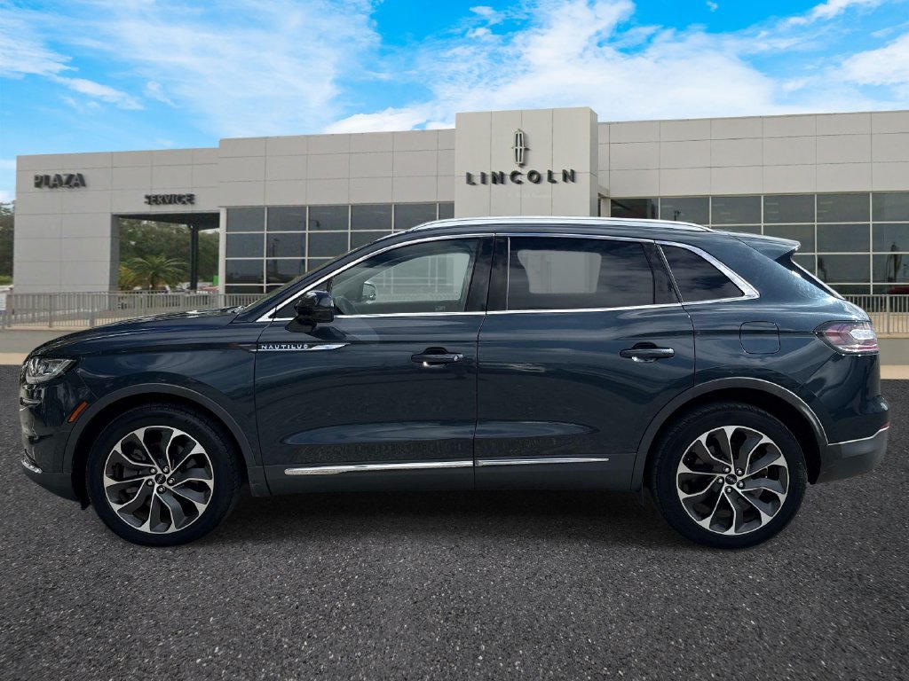 Certified 2021 Lincoln Nautilus Reserve AWD/4WD image 6