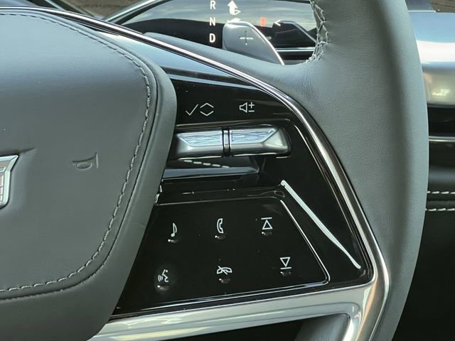 Certified 2026 Cadillac Escalade Platinum Sport image 17