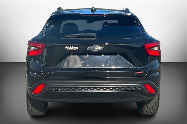 Used 2024 Chevrolet Trax RS w/ Sunroof Package image 4