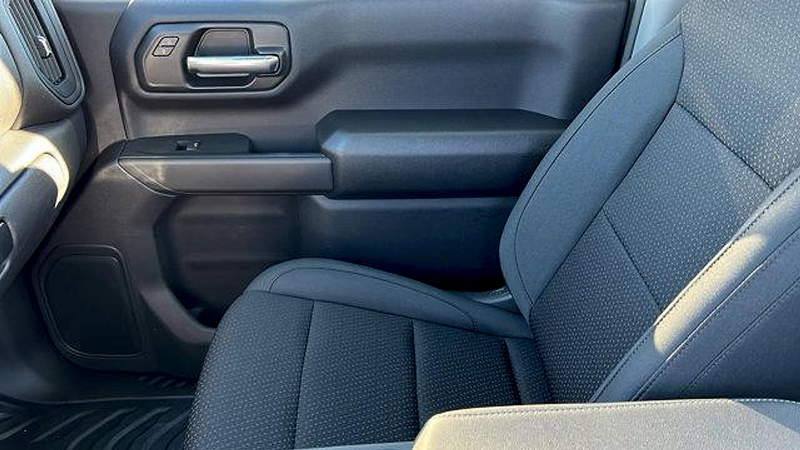 New 2026 Chevrolet Silverado 1500 W/T image 15