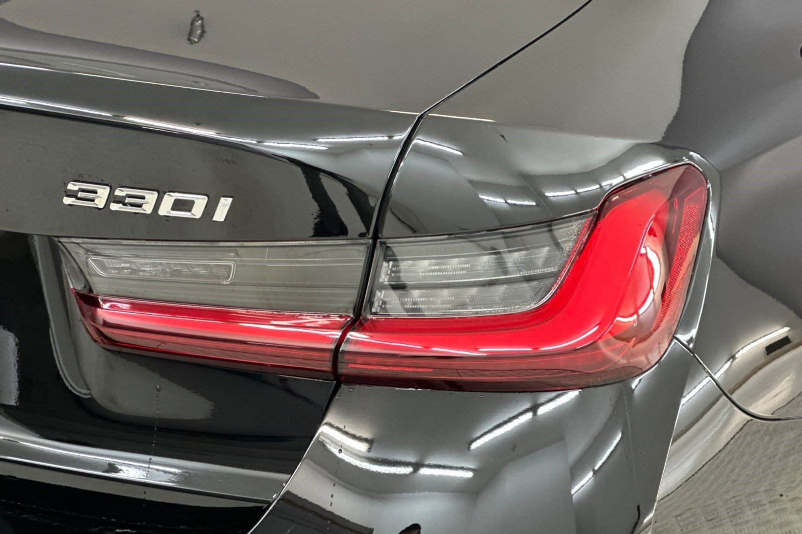 New 2026 BMW 330i Sedan w/ Premium Package image 12